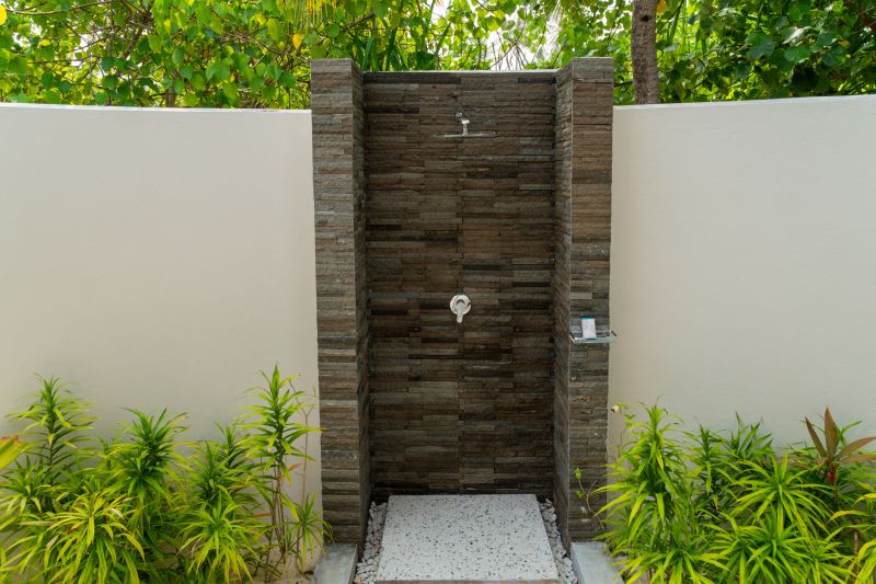 Modern Outdoor Shower Structures